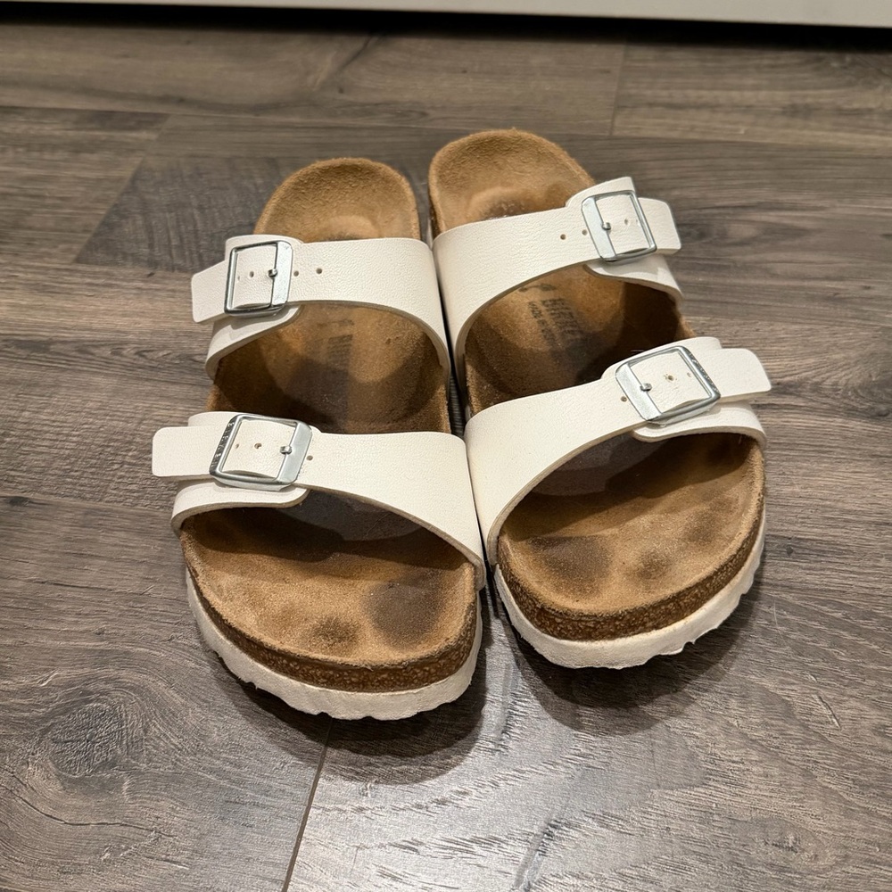 Birkenstock Arizona Sandals – White | Size 39 (8–8.5 Women)